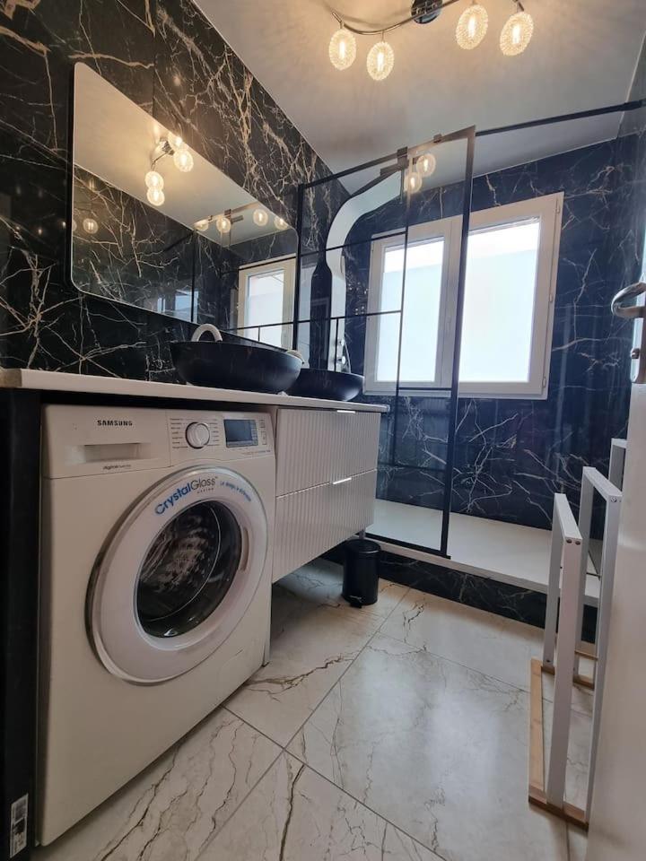 Grand Appartement 3 Chambres Disney - Paris - 82M2 뇌이쉬르마른 외부 사진
